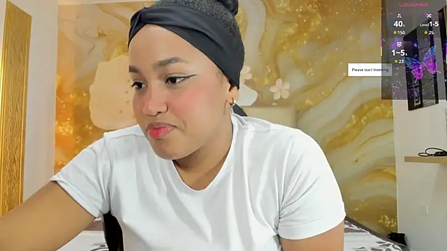 NahomiWalker  online show from 04-14-26, 07:08