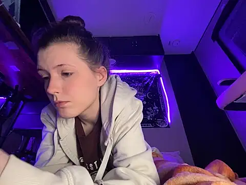 Thedeepwebcutie online show from 05-01-26, 08:08