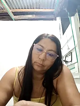 Snapshot of Brilly69 chatting on 10-22-25, 02:00 Brilly69 online show from 10-22-25, 02:00