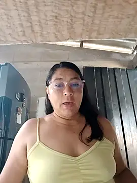 Snapshot of Brilly69 chatting on 10-21-25, 01:54 Brilly69 online show from 10-21-25, 01:54