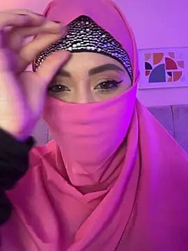 fatiima  online show from 04-25-26, 07:11