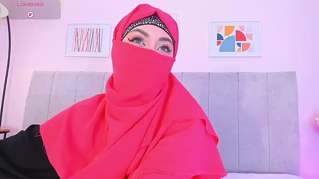 fatiima  online show from 04-15-26, 07:07