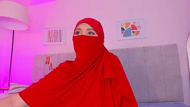 fatiima  online show from 10-31-25, 07:10