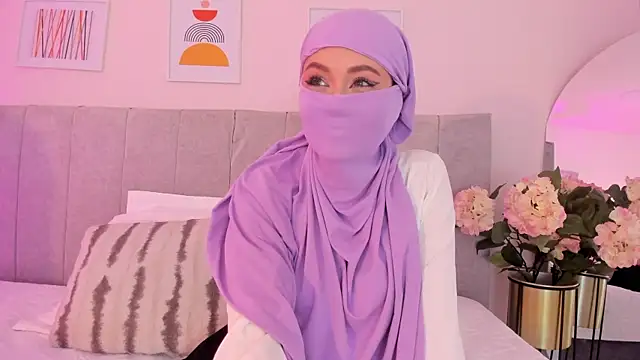 fatiima  online show from 10-21-25, 07:13