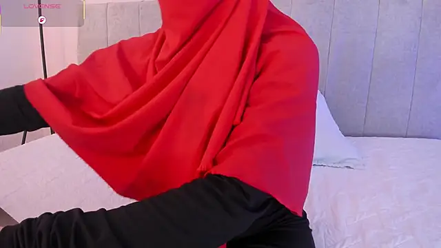 fatiima  online show from 03-28-26, 07:04