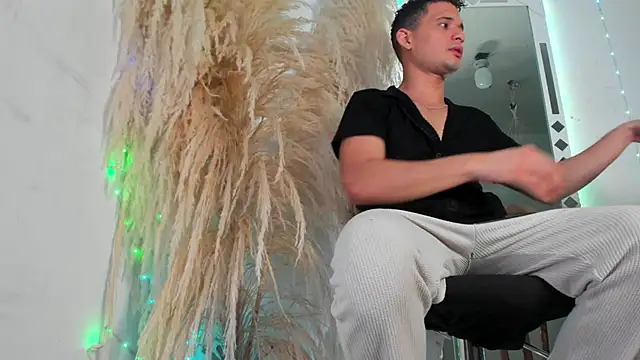 Jax Thunder online show from 02-10-26, 01:32