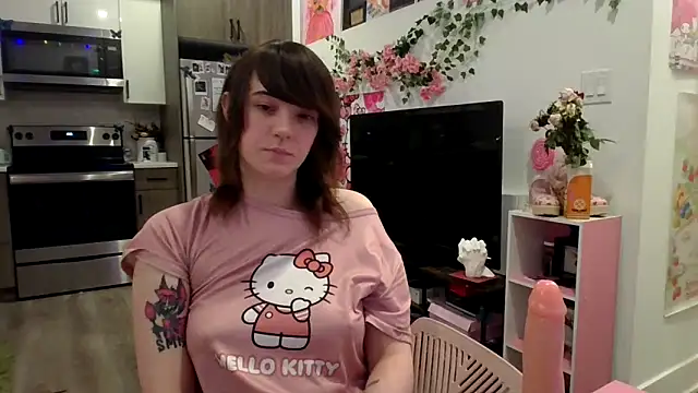 Trickylucy555 online show from 10-19-25, 06:38