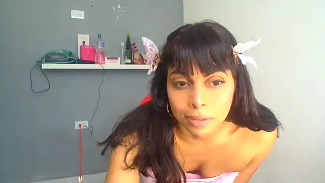mia chanel104 online show from 07-12-26, 07:47