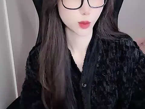 -Alicee- online show from 11-19-25, 03:17