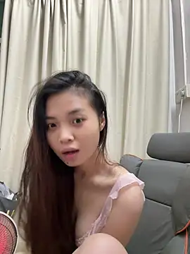 Snapshot of aaaaawhate chatting on 02-10-26, 11:20 aaaaawhate online show from 02-10-26, 11:20