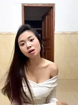 aaaaawhate online show from 12-15-25, 09:59