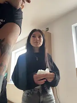 Snapshot of wwwdddccc1 chatting on 04-03-26, 09:38 wwwdddccc1 online show from 04-03-26, 09:38