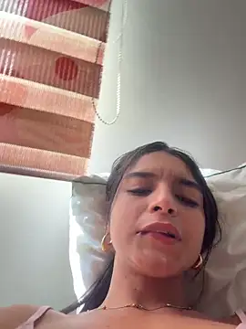 violeta365 online show from 04-18-26, 07:51