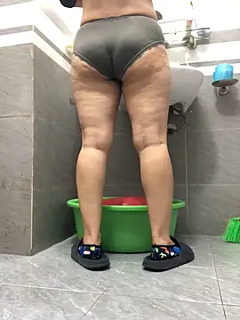 HinayLa online show from 02-08-26, 11:13