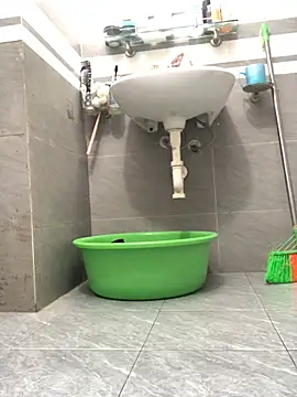 HinayLa online show from 04-05-26, 12:17