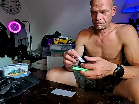 Kinky Play1 online show from 06-25-26, 06:57