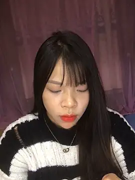 Duck dona online show from 11-18-25, 03:04