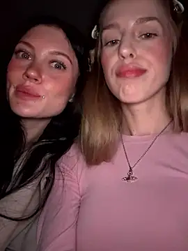 kira mia online show from 01-14-26, 04:21