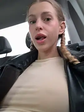 kira mia online show from 04-03-26, 03:40