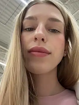 kira mia online show from 01-06-26, 04:22