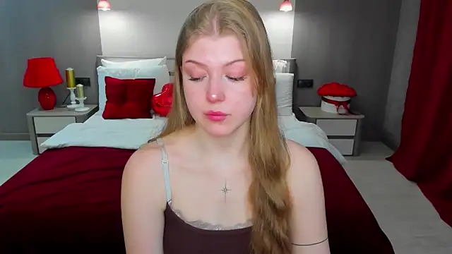 Snapshot of Stella_Light chatting on 02-02-26, 04:22 Stella Light online show from 02-02-26, 04:22