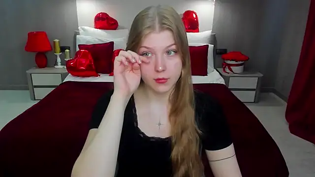 Stella Light online show from 03-13-26, 11:48