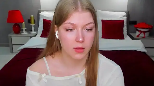 Stella Light online show from 04-09-26, 06:58