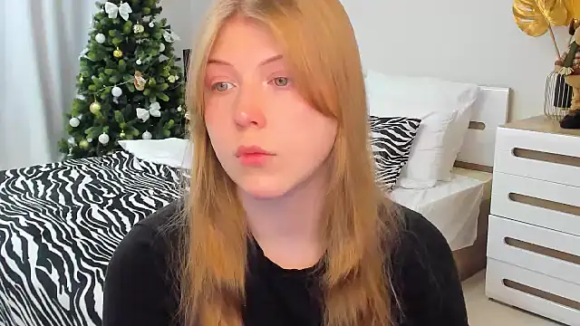 Stella Light online show from 12-18-25, 04:17