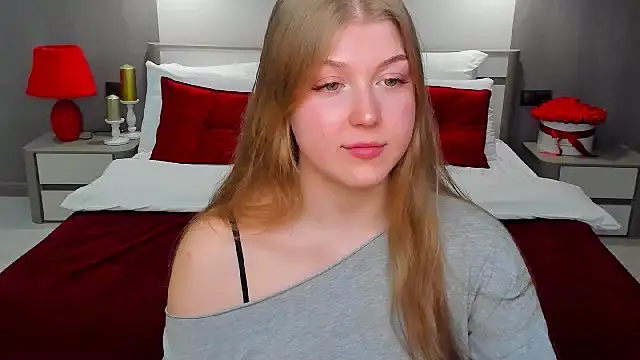 Stella Light online show from 04-17-26, 07:06