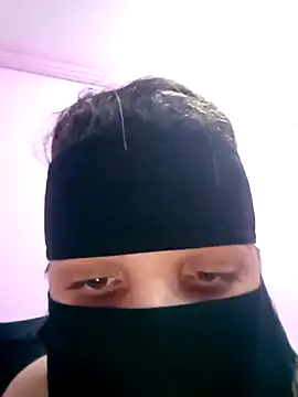 SandyAmr online show from 11-23-25, 02:16