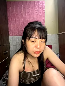 Butterfly kee online show from 11-08-25, 03:43