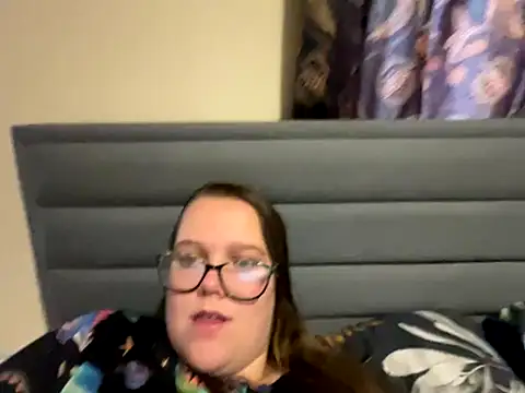 Scarletcum22 online show from 11-07-25, 11:37