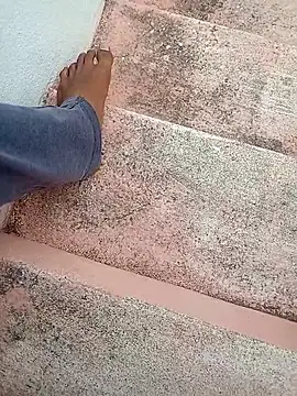 kumarstelugu online show from 10-21-25, 02:11