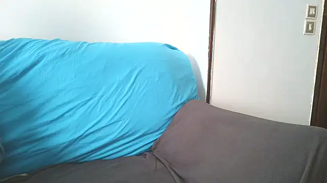 Snapshot of CindiBibi chatting on 10-25-25, 08:35 CindiBibi online show from 10-25-25, 08:35