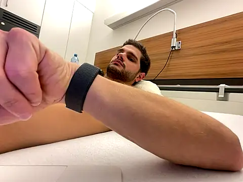 youngboyformommy24 online show from 11-03-25, 05:27