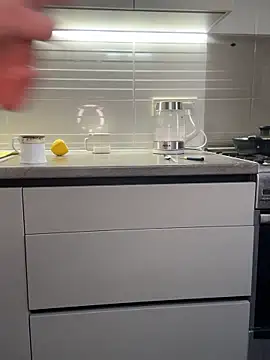 Love  Mom online show from 11-03-25, 08:51