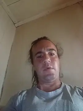 Snapshot of berta2106 chatting on 10-19-25, 08:00 berta2106 online show from 10-19-25, 08:00
