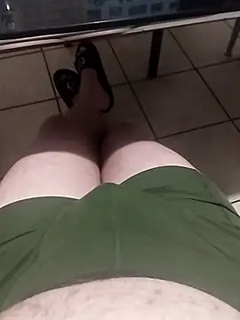 Snapshot of Cedric7653 chatting on 12-21-25, 07:21 Cedric7653 online show from 12-21-25, 07:21