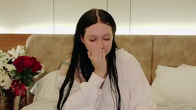 Felicia Herceg online show from 03-03-26, 06:37