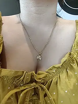 Mina-02 online show from 06-19-26, 07:47