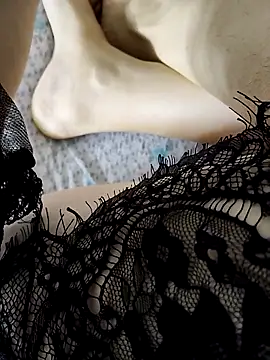 Snapshot of sexydeaChanel chatting on 11-04-25, 08:45 sexydeaChanel online show from 11-04-25, 08:45