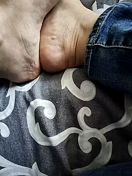 sexydeaChanel online show from 03-25-26, 05:01