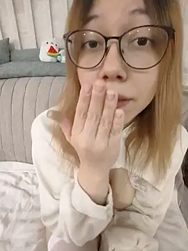 PeachyMaolin online show from 04-23-26, 10:22