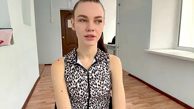 Snapshot of xoxo_Rachel chatting on 10-22-25, 08:14 xoxo Rachel online show from 10-22-25, 08:14