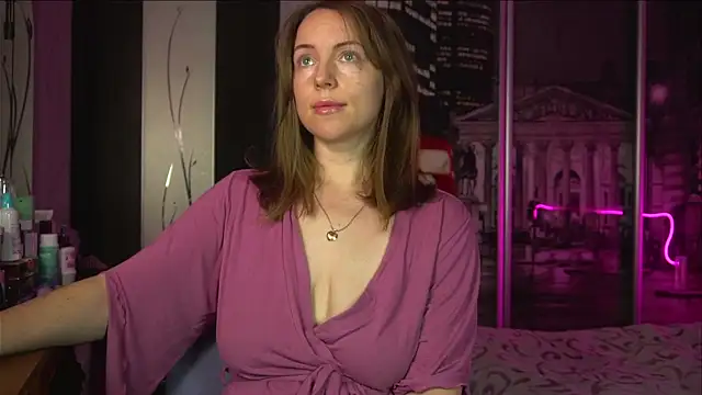 Snapshot of Cocosweetty chatting on 10-28-25, 11:31 Cocosweetty online show from 10-28-25, 11:31