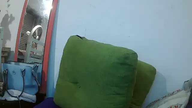 CarlaBrasuca online show from 04-21-26, 07:37