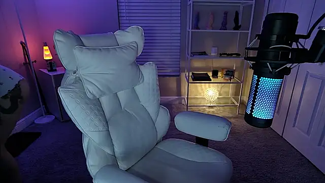 AngieFae  online show from 05-07-26, 03:33