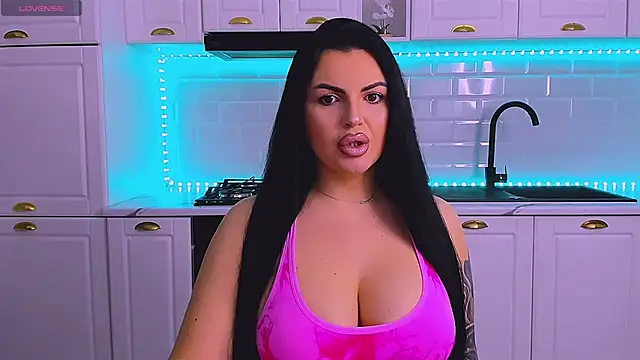 RheaLynn online show from 03-23-26, 09:25