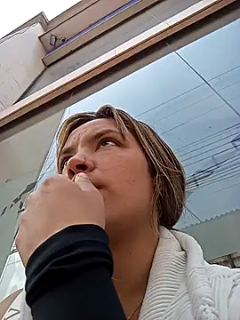 celeste 83 online show from 10-26-25, 04:07