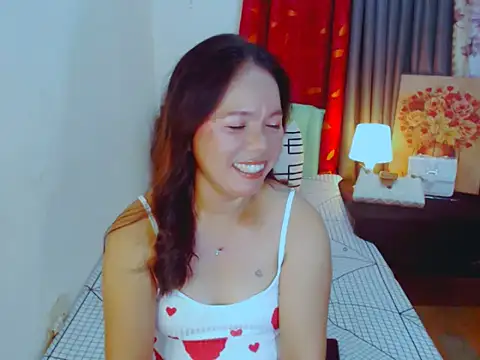 Snapshot of Asiansexywild69 chatting on 10-21-25, 08:58 Asiansexywild69 online show from 10-21-25, 08:58